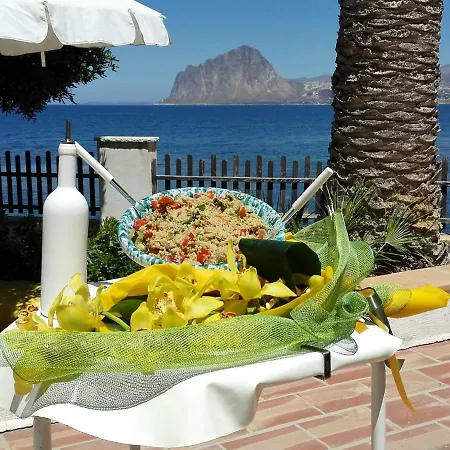 Ai Tre Scalini شقة